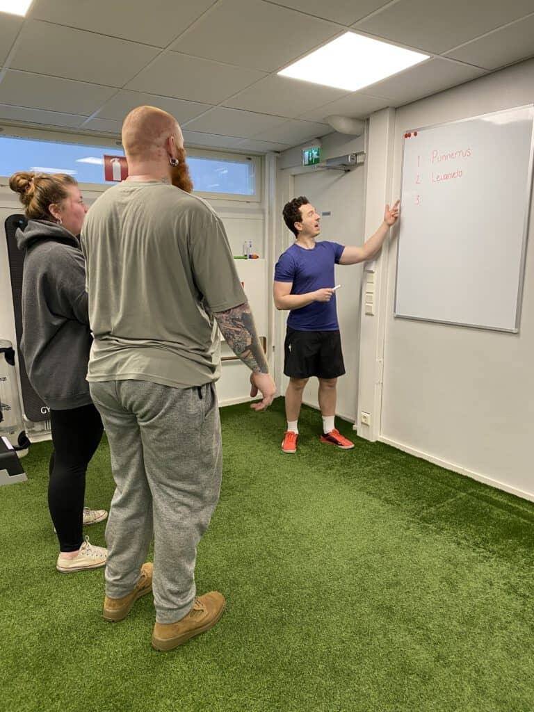 Pienryhmävalmennus Vähäkoitti